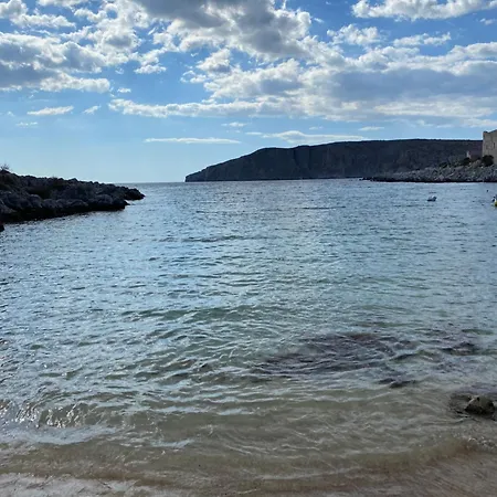 Apartmán Mani Spot By The Sea Yerolimin