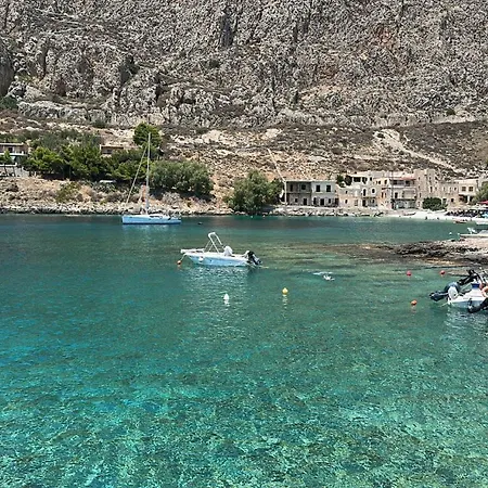 Mani Spot By The Sea *